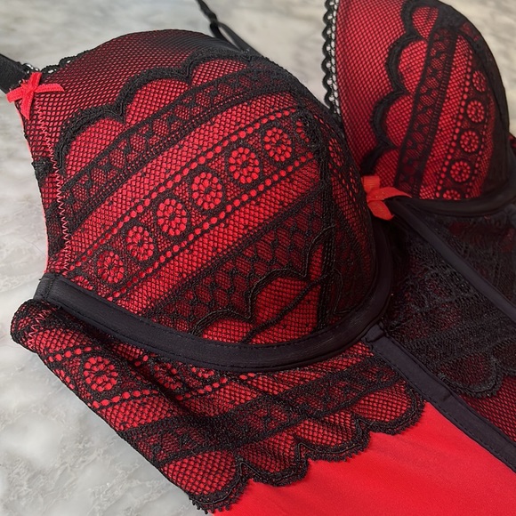 La Senza Bustier Corset - Picture 3 of 5